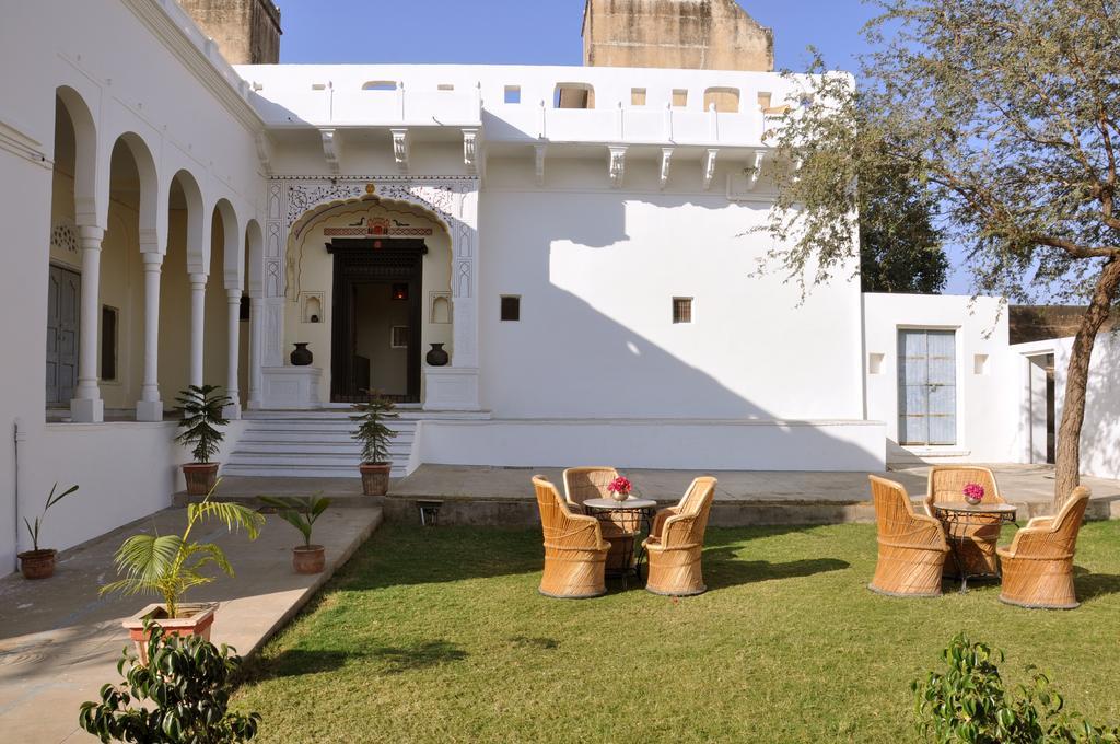 Hotel Chobdar Haveli Mandāwa Exteriör bild